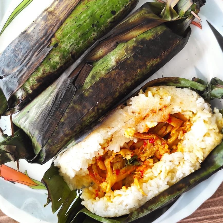 Nasi Bakar Mang Aep: Rasa Tradisional yang Menggugah Selera di Cilacap